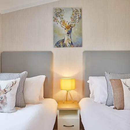 Holiday home Host & - 28 The Pines